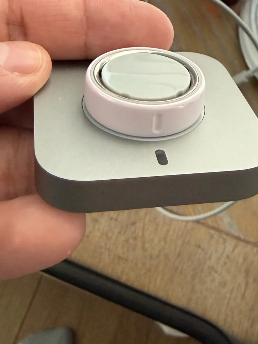 Oura Ring 4 size 11 Ceramic Petal - Picture 2 of 6